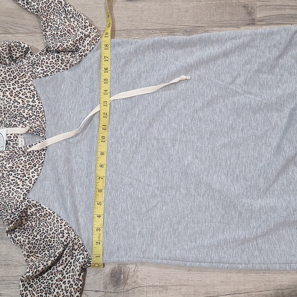 NWT 12PM by Mon Ami Animal Print & Gray Hoodie sz M - Picture 8 of 9